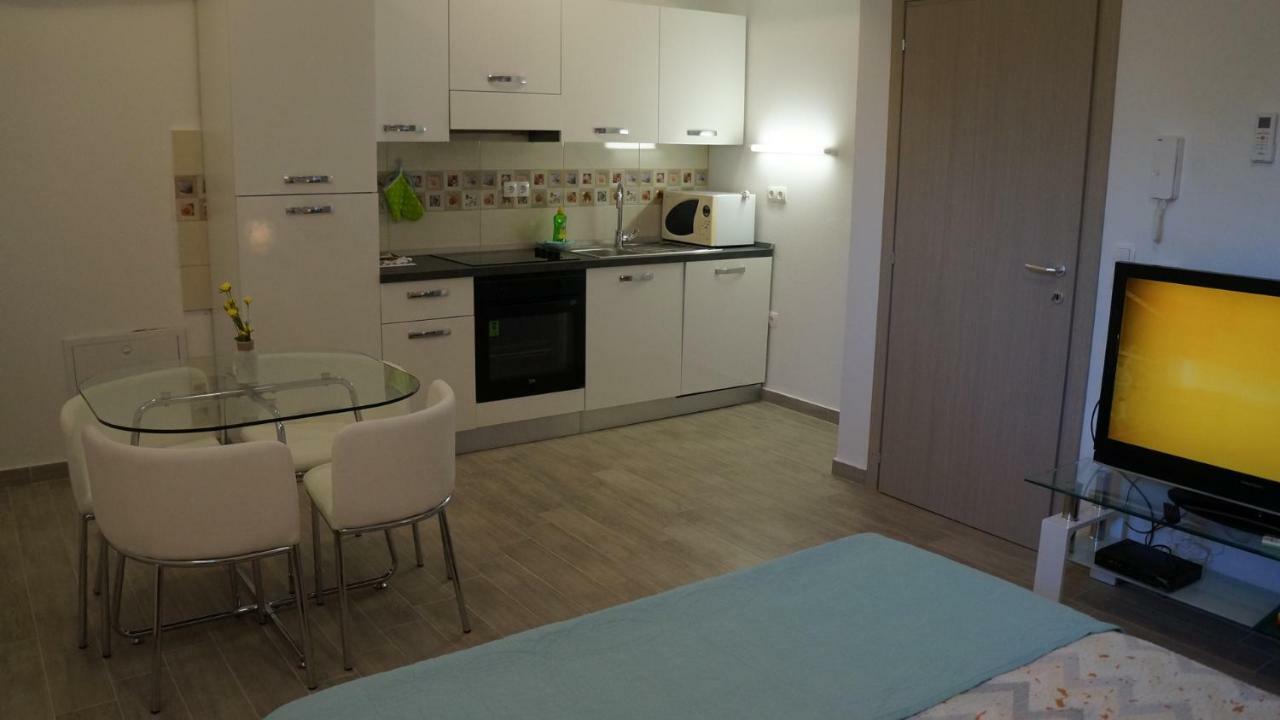Apartmani Filip Zadar Diklo Экстерьер фото